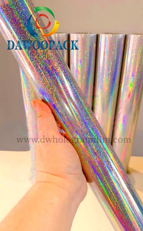 Holographic cold lamination film foil metalised.jpg